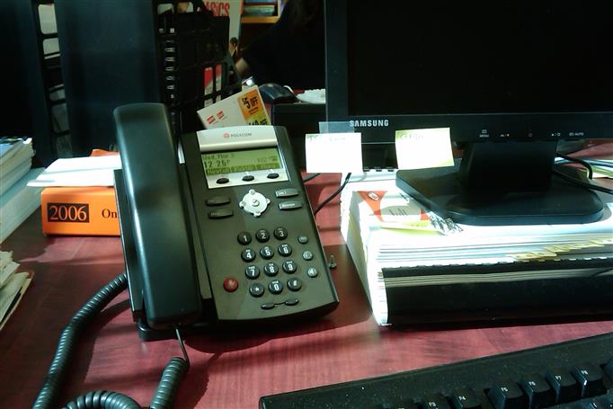 Testing volatge at diffrent points in the system